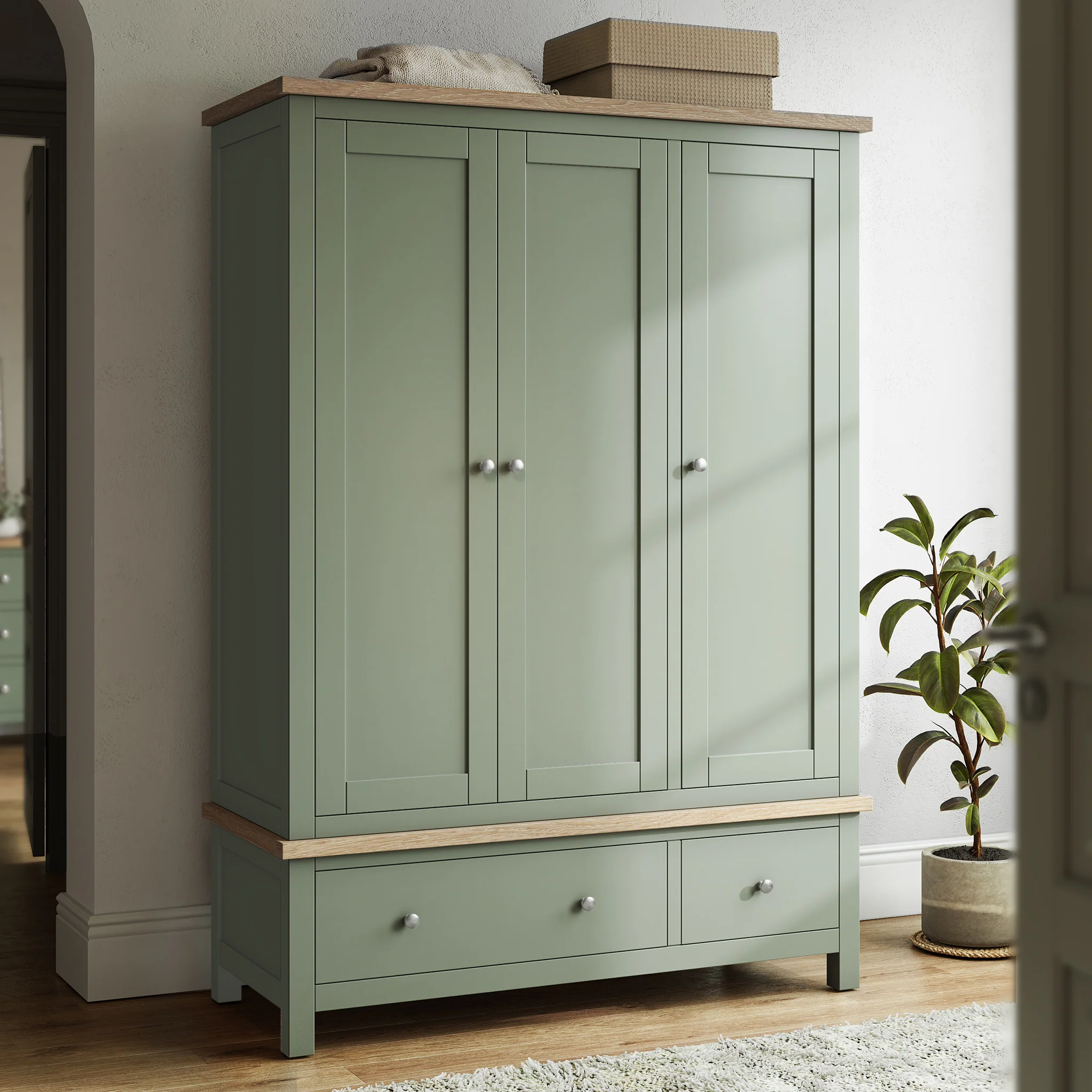 Farro Triple Wardrobe with Drawers - Image 21