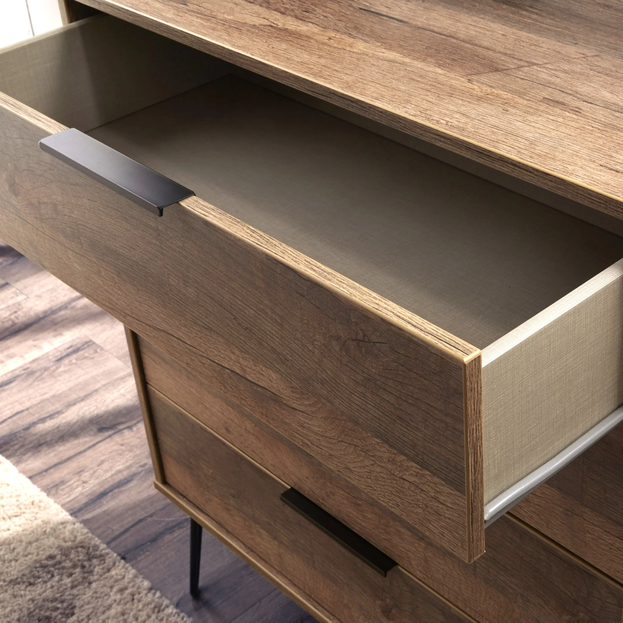 Moreno Rustic Oak 4 Drawer Chest - Image 5