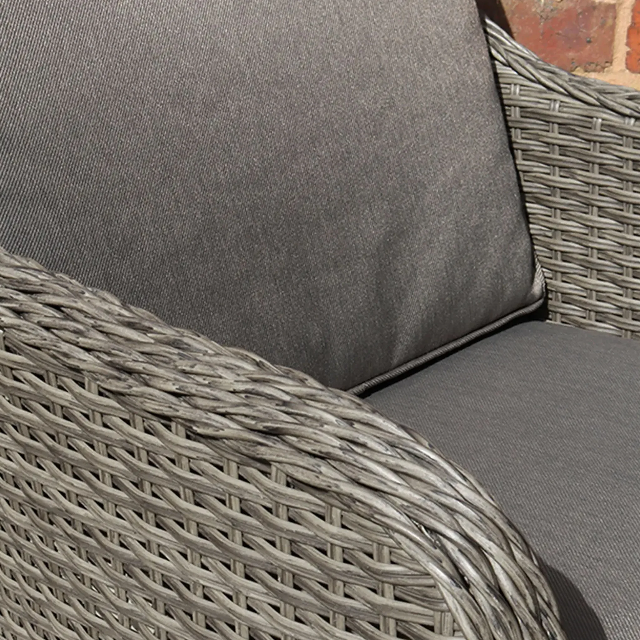 Paris 6 Seat 140cm Lux Rattan Dining Set - Image 6
