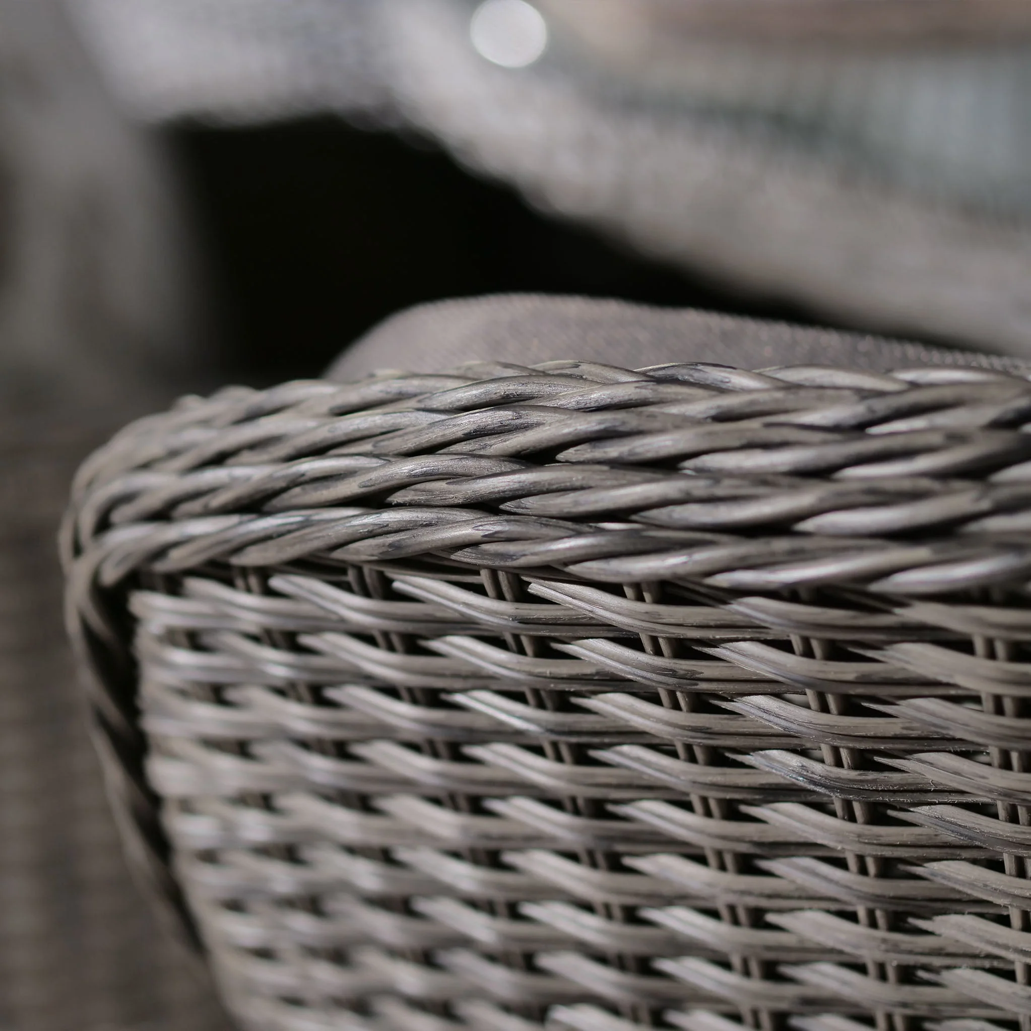 Paris 6 Seat 140cm Lux Rattan Dining Set - Image 7