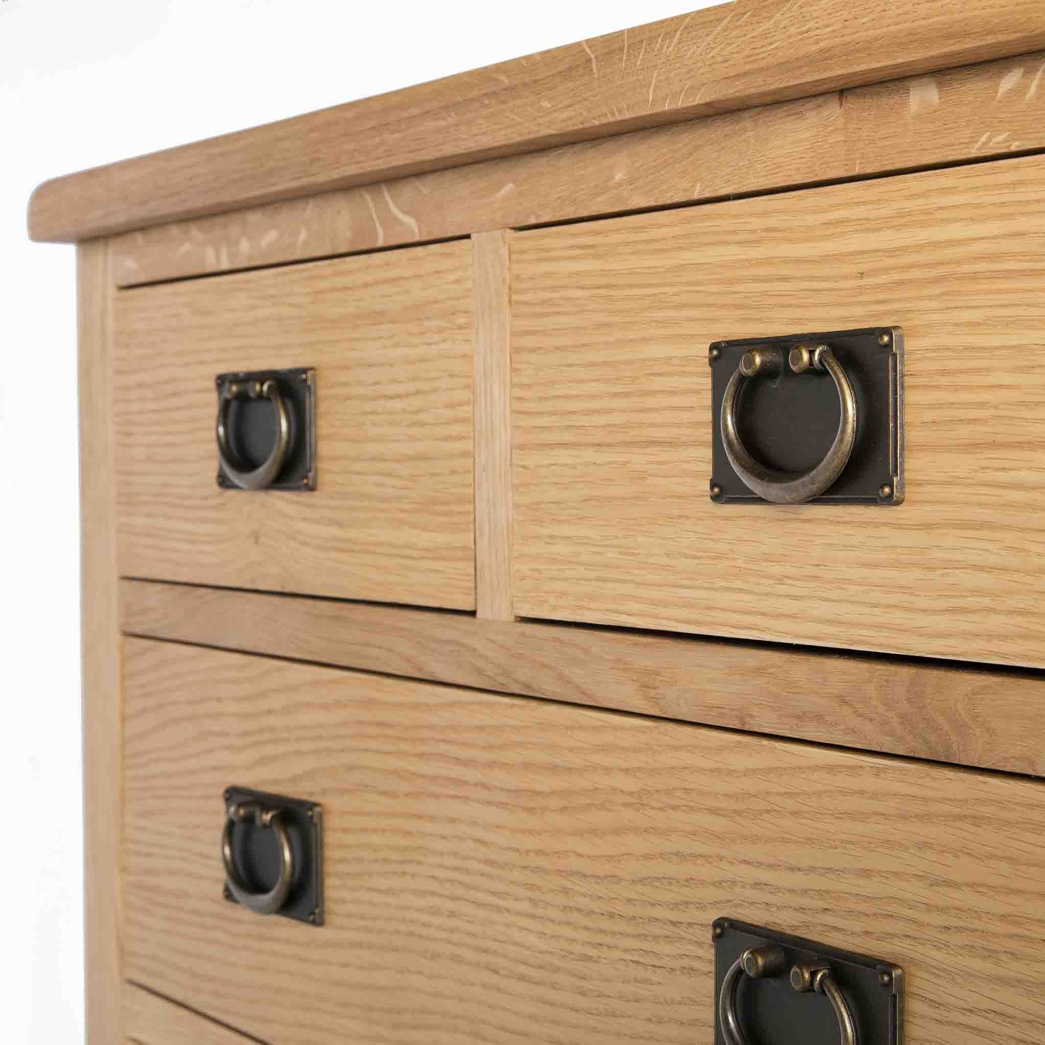 Surrey Oak 2 Over 3 Drawer Chest - Image 15